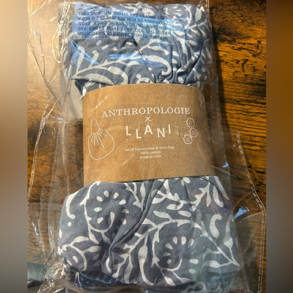 NWT Llani Anthropologie Blue Hair Scrunchie Set of 3